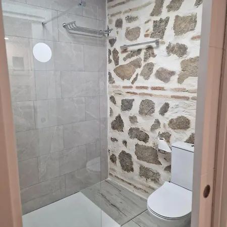 Casa Siglo Xv 3 Privada Con Bano *