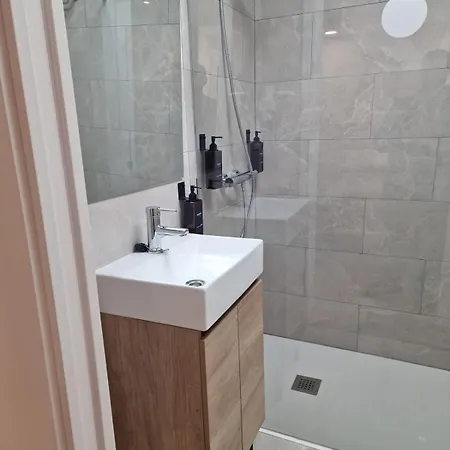 Casa Siglo Xv 3 Privada Con Bano *